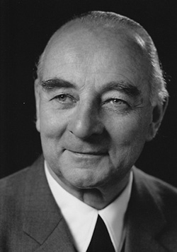 Wilhelm Poeschl (1901 – 1998).